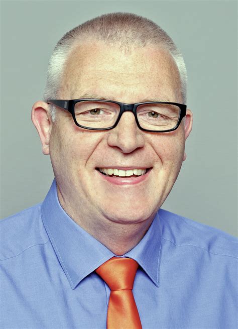 Dieter E. Albrecht .